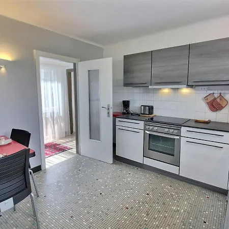 Apartment Spacieux A Avec Terrasse, Garage Privatif, Proche Centre Et Gare - Fr-1-722-2