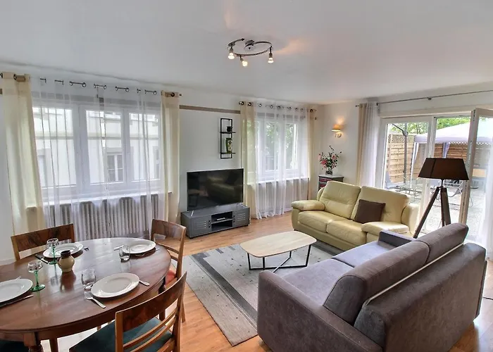 Spacieux A Avec Terrasse, Garage Privatif, Proche Centre Et Gare - Fr-1-722-2 公寓